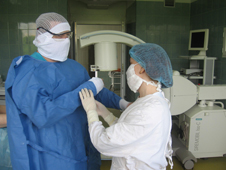 surgeon traumatologist orthopedist